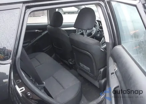 2009 Pontiac Vibe z USA, uszkodzony, nr VIN 5Y2SM67089Z412049